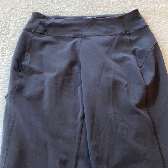 Duluth trading black nylon pants size small - Picture 7 of 8